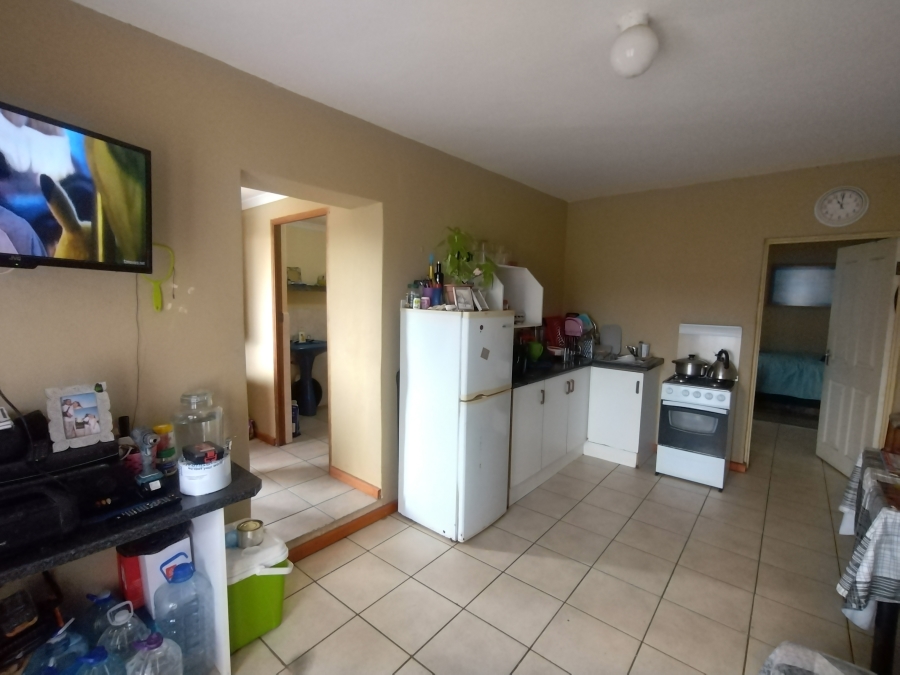 6 Bedroom Property for Sale in Kruisfontein Eastern Cape